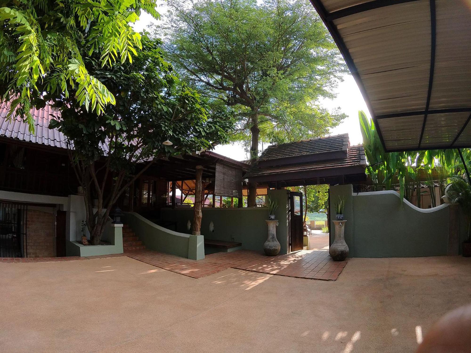 Tolani Riverside Villa Chiang Mai Dış mekan fotoğraf